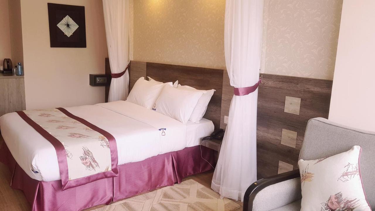 Merica Hotel Nakuru Ngoại thất bức ảnh