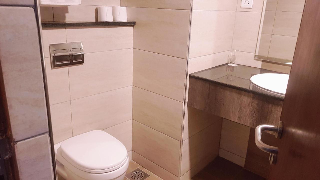 Merica Hotel Nakuru Ngoại thất bức ảnh