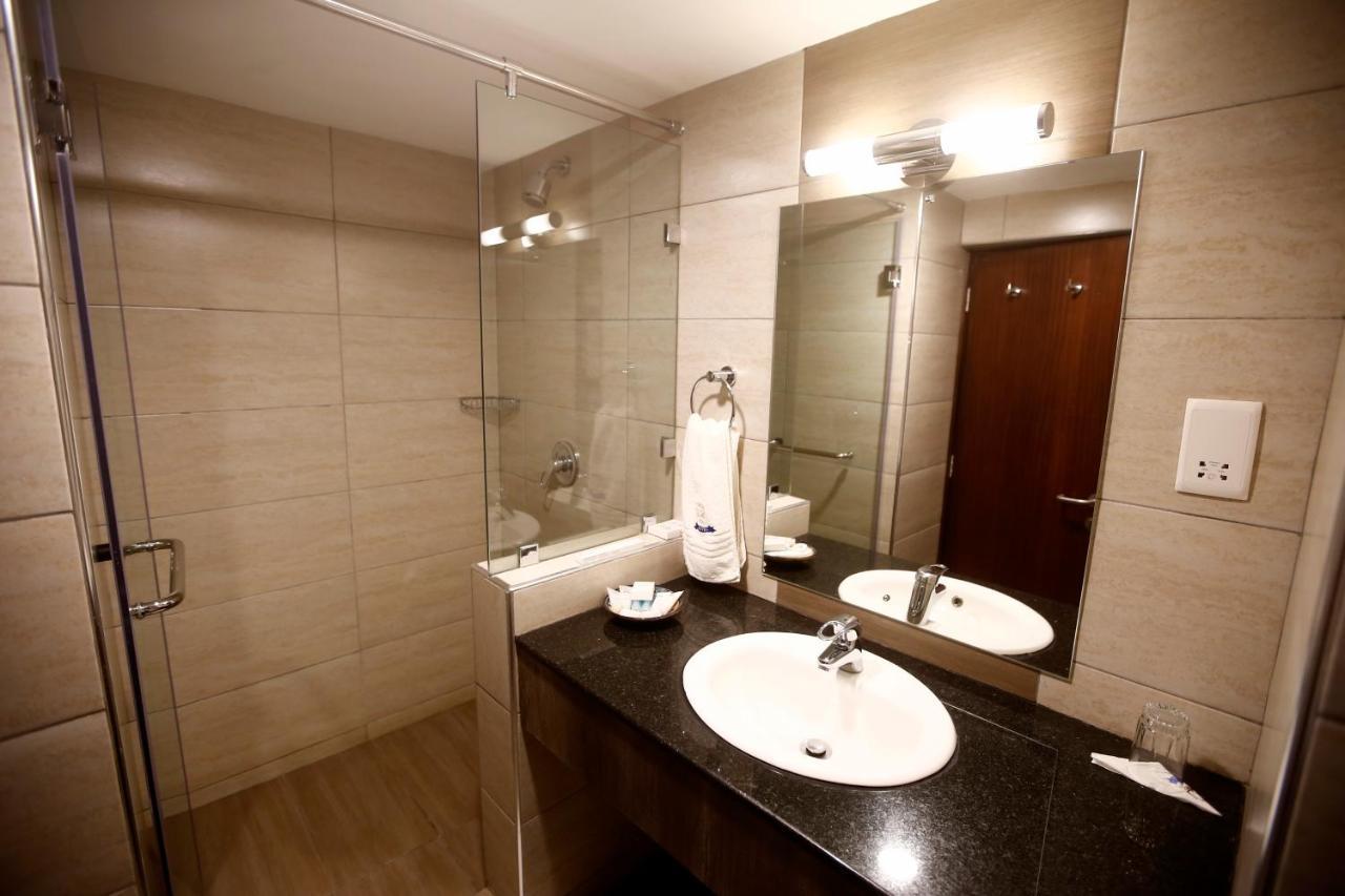 Merica Hotel Nakuru Ngoại thất bức ảnh